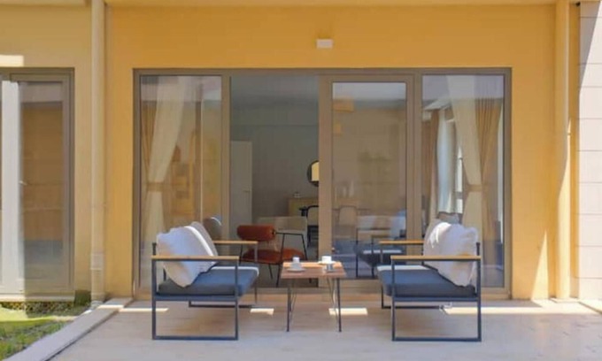 Serdivan Apartment | Zenith - Bright Modern 2BR/1BA Flat in the City