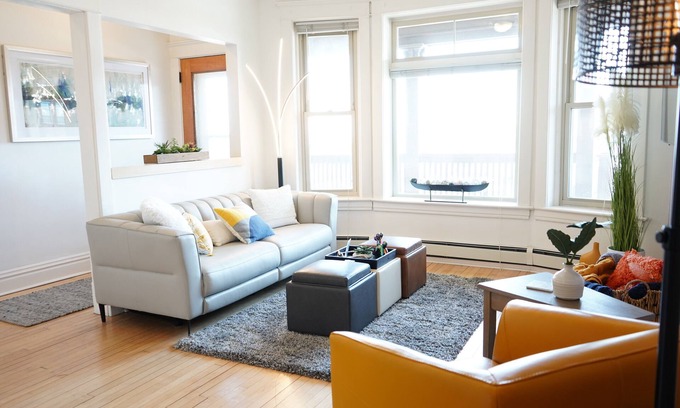 Central Hillside Condo | Zenith Condo: Your Downtown Duluth Retreat