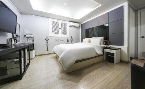 Guri Hotel | Zenith Hotel