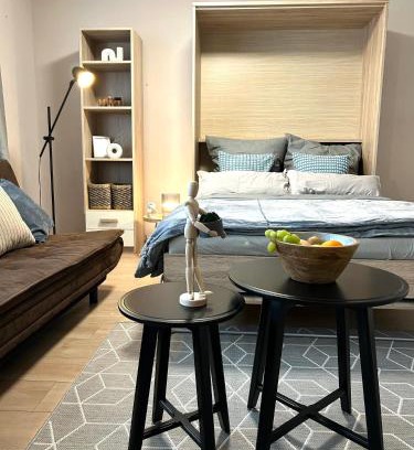 Neudorf Apartment | Zentrale Lage - Ideal für Arbeit & Erholung