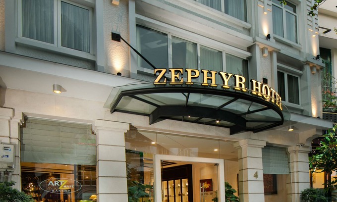 Hoan Kiem Hotel | Zephyr Suites Boutique Hotel