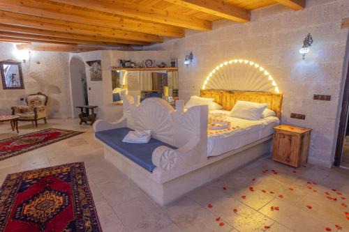 Goreme Bed & Breakfast | Zeus Cave Suites