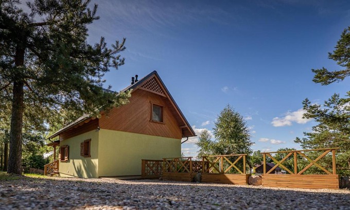 Dziemiany House | Zielony Domek na skarpie