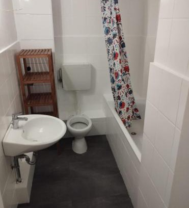Suelz House | Zimmer in Sülz in einer Wohnung