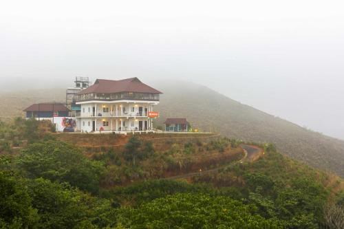 Vagamon Hostel | Zostel Vagamon