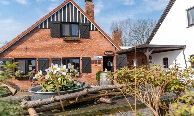 Wangerland House | Zum alten Krug
