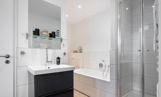 Zwickau Apartment | Zwickau Dr.-Friedrichs-Ring | One-Bedroom Suite XL