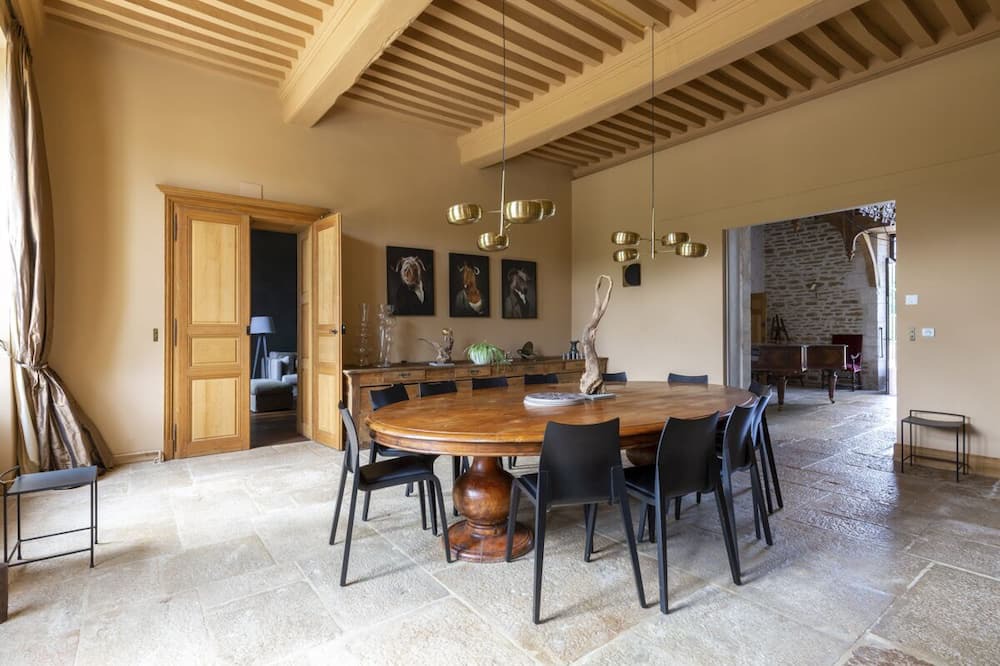 Photo of Kitchen in Saint-Loup-Geanges