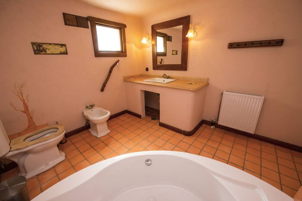 Photo of Bathroom in South Pelion