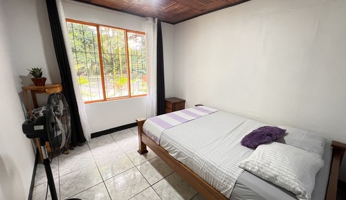 Basic Double Room, 1 Queen Bed