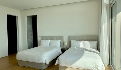 Double Royal Suite (Pool access for 2, Cooking not permitted)