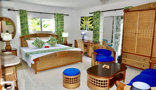 Standard Suite, Sea View