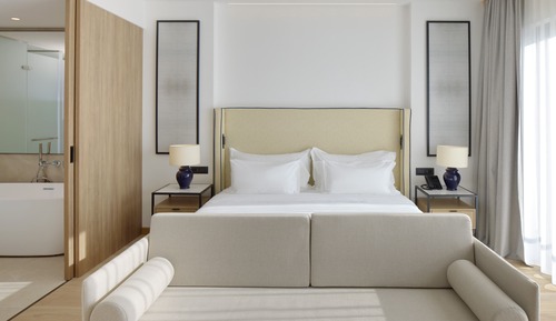 Deluxe Room, Pool View (Infinity | Private Garden | 2+2)