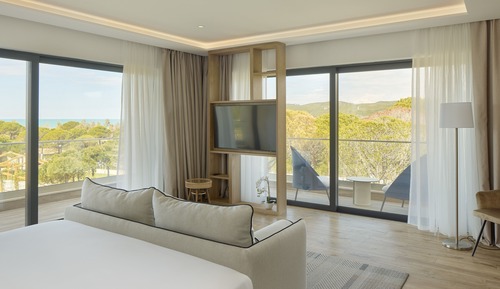 Grand Suite, Beachside (The Level | 2+2)