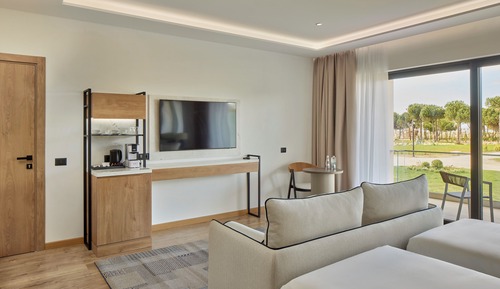 The Level, Room, Beachside