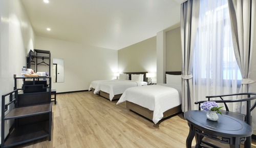 Triple Single Room