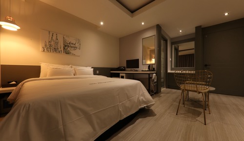 Business Room