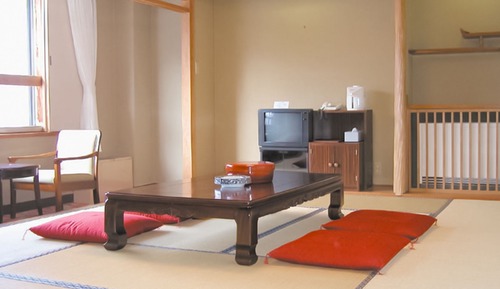 Japanese Style Room (10 Tatami-mats) Shared Bathroom with Private Toilet, Non Smoking