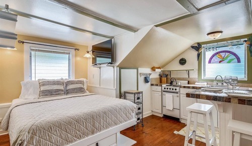 Apartment (1 Bedroom)
