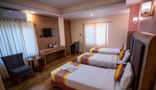 Deluxe Triple Room