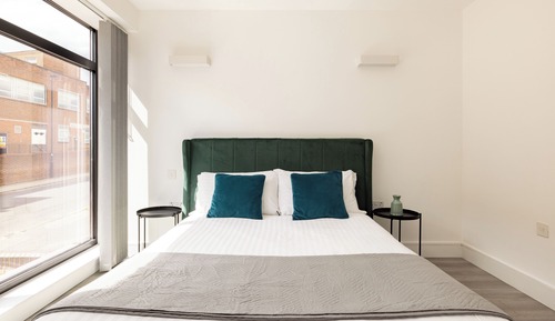 Superior Two Bedroom Apartment