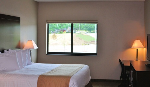Honeymoon Suite, 1 King Bed with Sofa bed, Jetted Tub