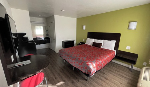 Single Room, Accessible