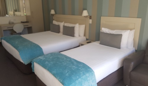 Superior Studio Suite, Multiple Beds, Accessible, Courtyard Area