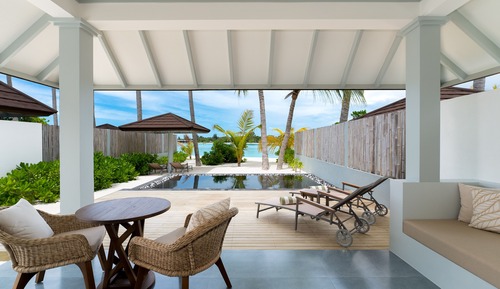 Grand Beach Suite with Pool
