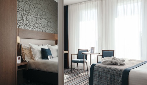 Deluxe Room, Accessible