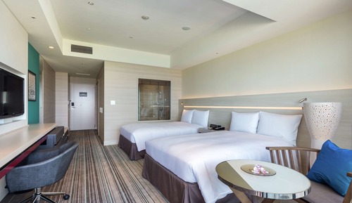 Twin Guest Room with Private Garden