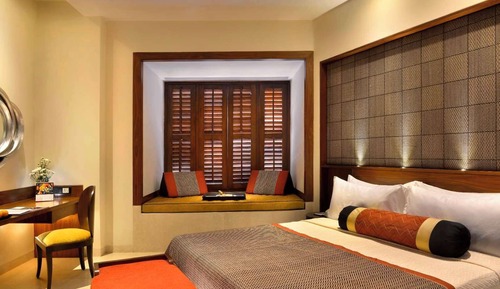 Edwardian Luxury Room