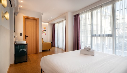 Deluxe Double Room, 1 Queen Bed with Sofa bed