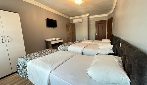 Classic Triple Room