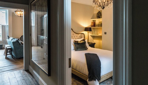 Signature Suite