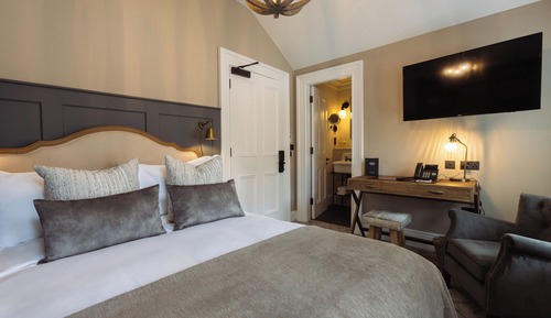 Junior Double Room
