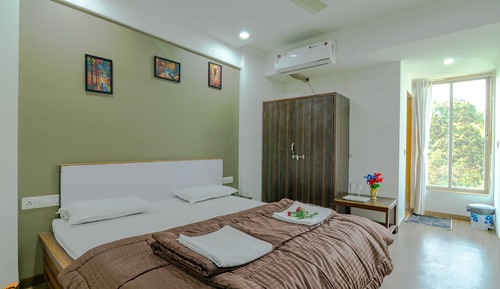 Standard Room With Window