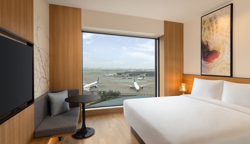 Deluxe Room, 1 Queen Bed, Garden View