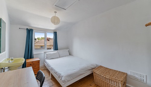 Standard Single Room, Shared Bathroom