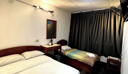 Deluxe Triple Room