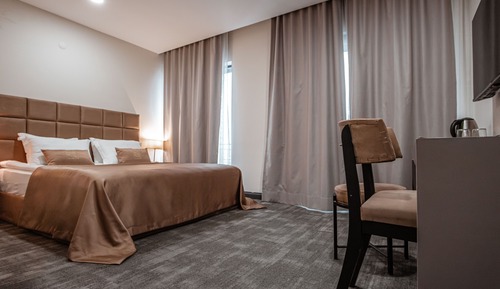 Standard Room, 1 Queen Bed, Sea View