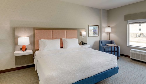 Room, 1 King Bed, Accessible, Bathtub