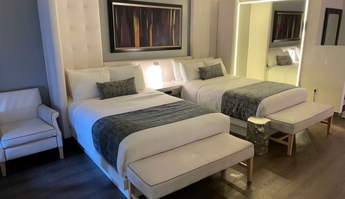 Deluxe Double or Twin Room, 2 Double Beds, Non Smoking, Refrigerator & Microwave