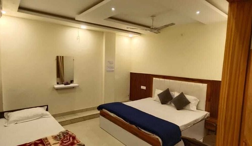 AC Deluxe Double Room with 1 Child