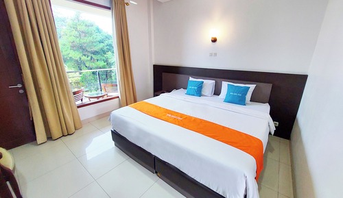 Deluxe Double Room, 1 Bedroom, Pool View
