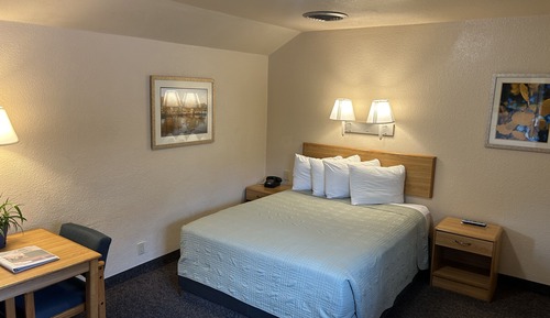 Economy Studio, 1 Queen Bed