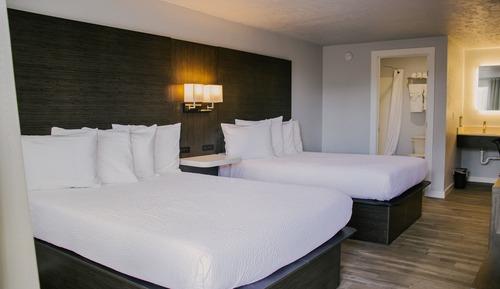 Double Room, 2 Queen Beds, Non Smoking, Refrigerator & Microwave