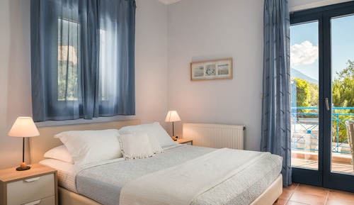 Traditional Villa, 3 Bedrooms, Private Pool, Sea View