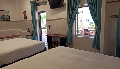 Economy Quadruple Room