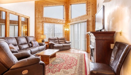 Condo, 3 Bedrooms